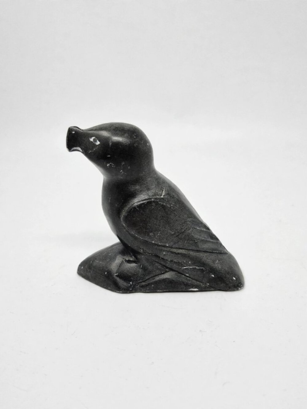 Vintage Canada Eskimo Art Tukai Qumaluk Soapstone Arctic Seabird Carving